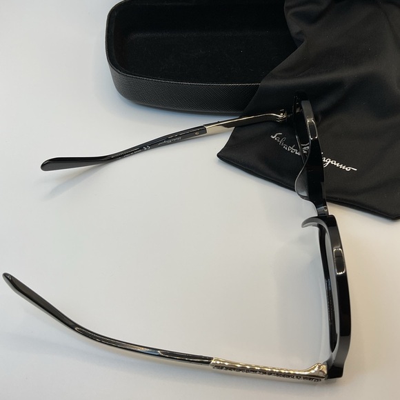 NEW Salvatore Ferragamo Sunglasses - Picture 7 of 9